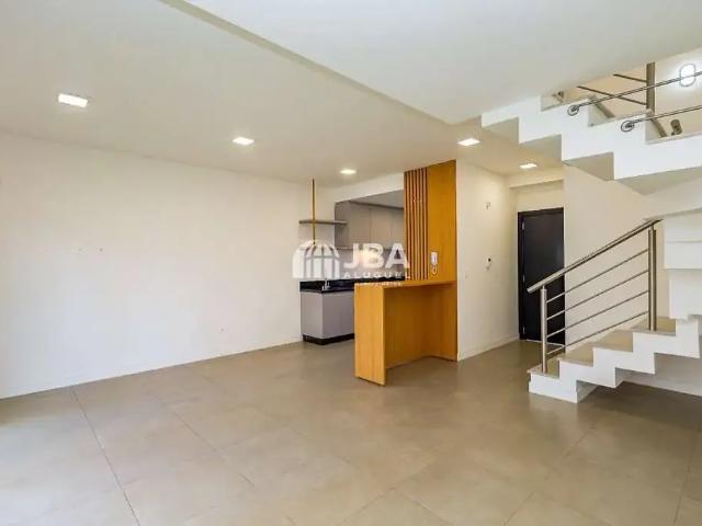 Casa / Sobrado em Condomínio para Locação em Curitiba/PR Santa Felicidade 3 Quartos