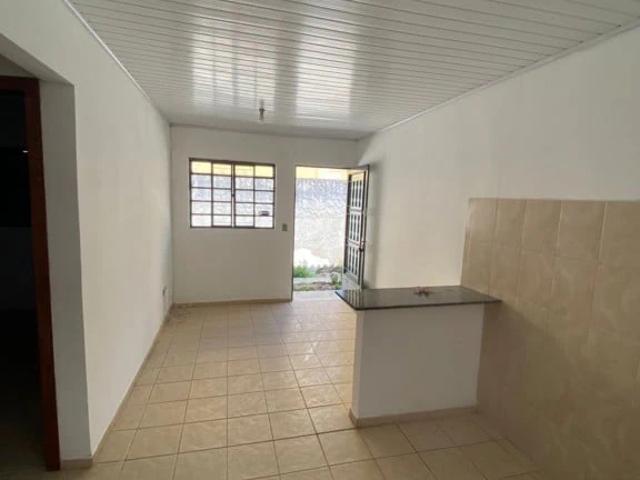Casa / Sobrado em Condomínio para Locação em Curitiba/PR Santa Quitéria 2 Quartos