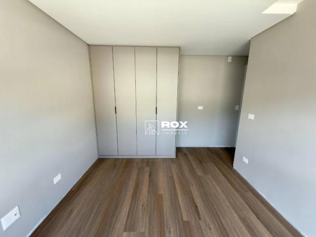 Casa / Sobrado em Condomínio para Locação em Curitiba/PR Santo Inácio 4 Quartos