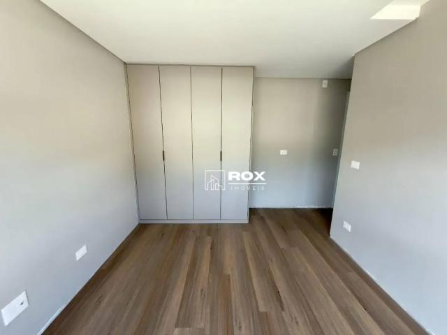 Casa / Sobrado em Condomínio para Locação em Curitiba/PR Santo Inácio 4 Quartos