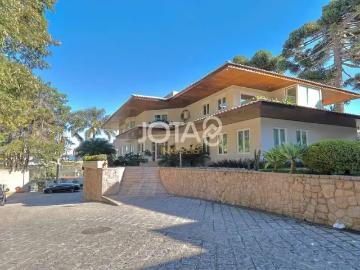 Casa / Sobrado em Condomínio para Locação em Curitiba/PR Santo Inácio 6 Quartos