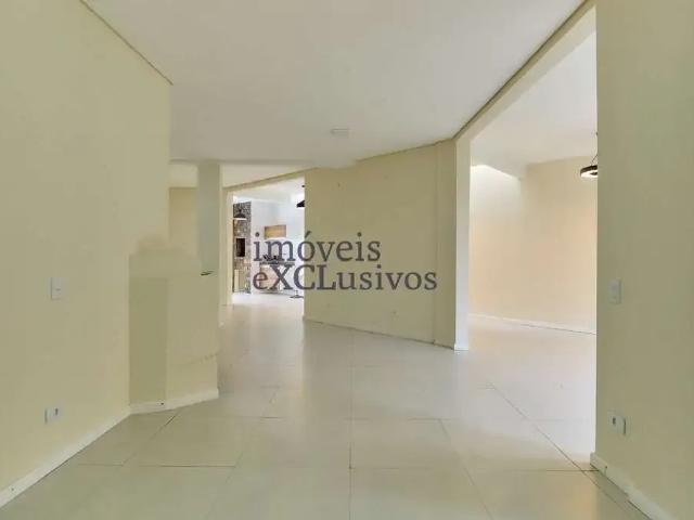 Casa / Sobrado em Condomínio para Locação em Curitiba/PR Santo Inácio 3 Quartos