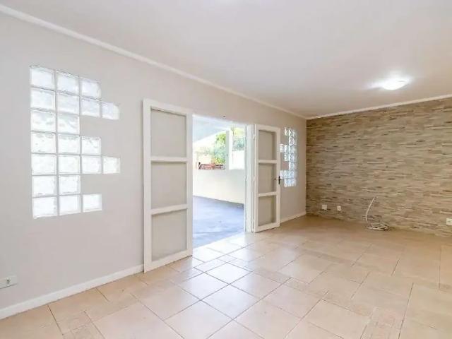 Casa / Sobrado em Condomínio para Locação em Curitiba/PR Seminário 4 Quartos