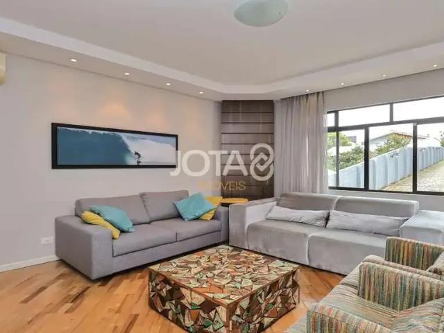 Casa / Sobrado em Condomínio para Locação em Curitiba/PR Seminário 3 Quartos