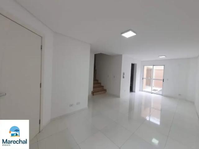 Casa / Sobrado em Condomínio para Locação em Curitiba/PR Uberaba 3 Quartos