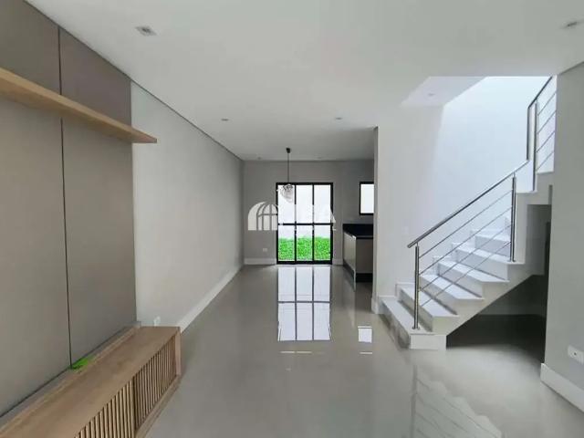 Casa / Sobrado em Condomínio para Locação em Curitiba/PR Uberaba 3 Quartos