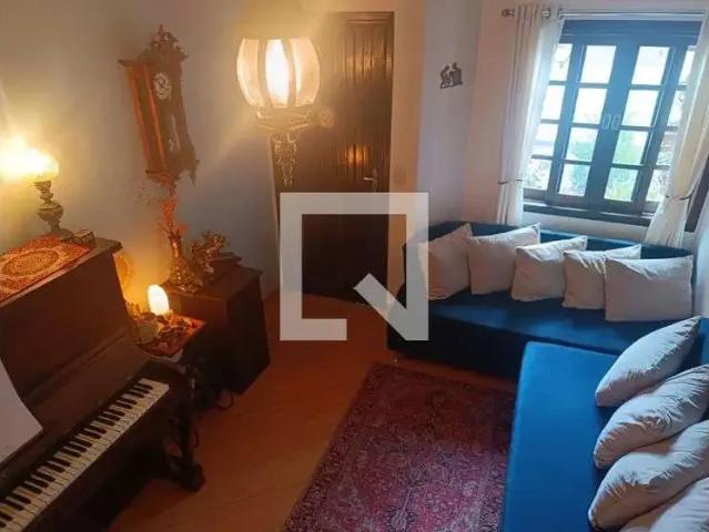 Casa / Sobrado em Condomínio para Locação em Curitiba/PR Uberaba 3 Quartos