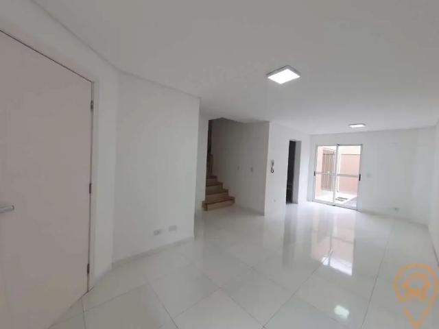 Casa / Sobrado em Condomínio para Locação em Curitiba/PR Uberaba 3 Quartos