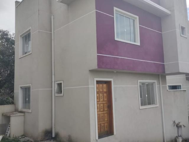 Casa / Sobrado em Condomínio para Locação em Curitiba/PR Uberaba 3 Quartos