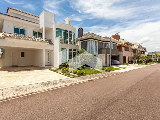 Casa / Sobrado em Condomínio para Locação em Curitiba/PR Uberaba 3 Quartos