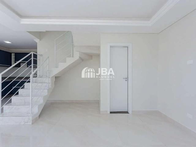 Casa / Sobrado em Condomínio para Locação em Curitiba/PR Uberaba 3 Quartos