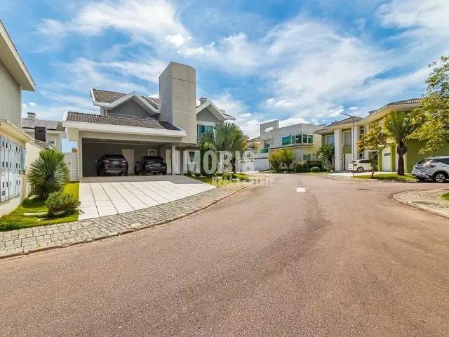Casa / Sobrado em Condomínio para Locação em Curitiba/PR Uberaba 3 Quartos