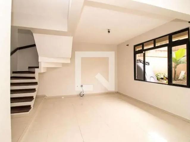 Casa / Sobrado em Condomínio para Locação em Curitiba/PR Uberaba 4 Quartos