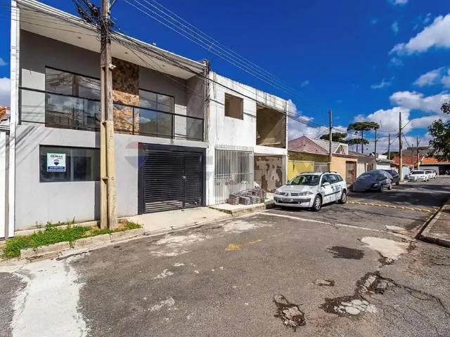 Casa / Sobrado em Condomínio para Locação em Curitiba/PR Uberaba 4 Quartos