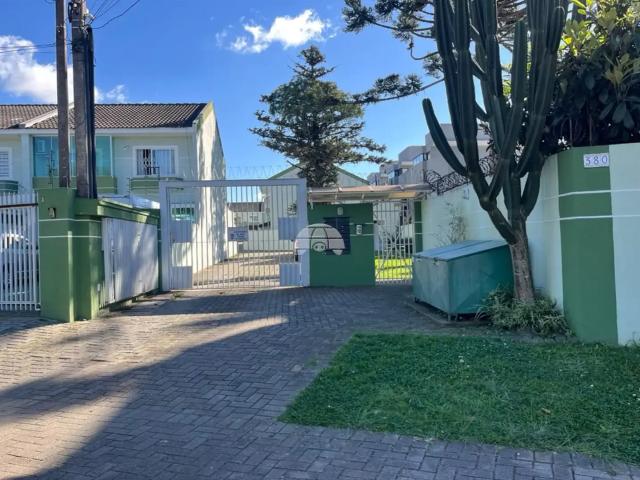 Casa / Sobrado em Condomínio para Locação em Curitiba/PR Xaxim 3 Quartos