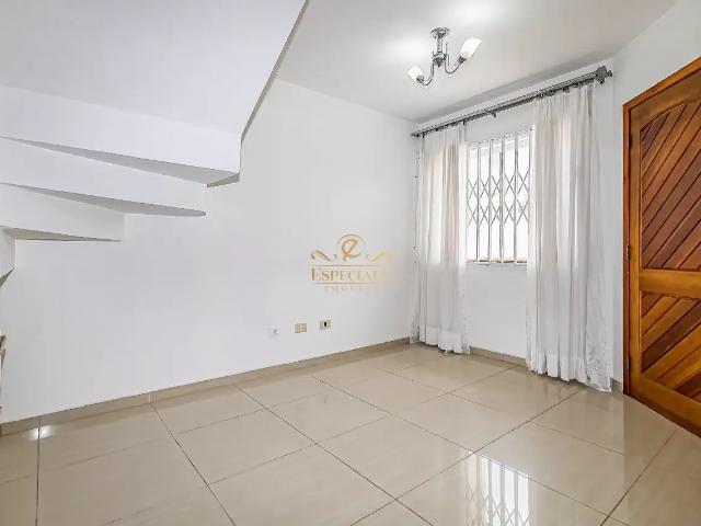Casa / Sobrado em Condomínio para Locação em Curitiba/PR Xaxim 3 Quartos