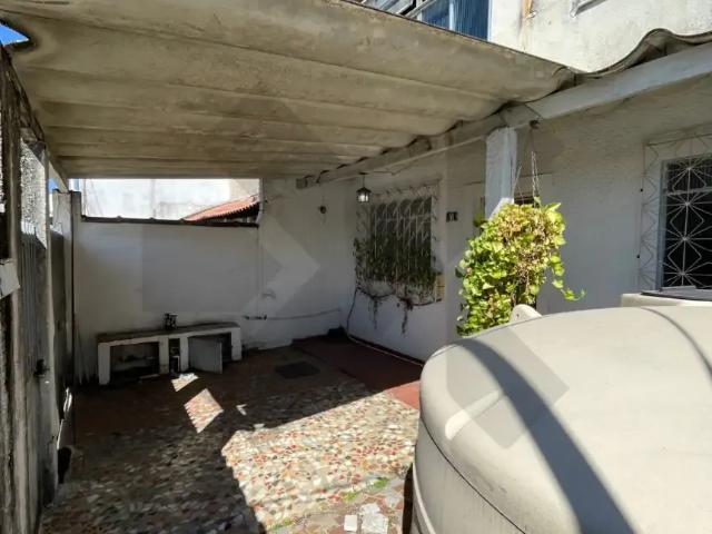 Casa / Sobrado em Condomínio para Locação em Duque de Caxias/RJ Parque Uruguaiana 4 Quartos