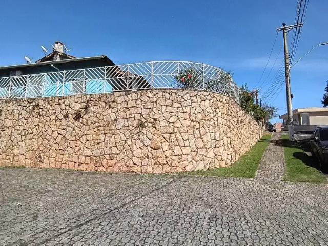Casa / Sobrado em Condomínio para Locação em Embu das Artes/SP Jardim dos Ipês 3 Quartos