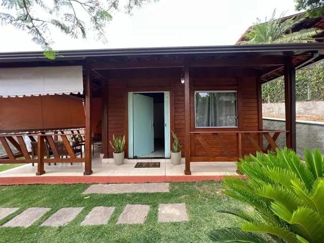 Casa / Sobrado em Condomínio para Locação em Esmeraldas/MG Condomínio Clube Dos 200 3 Quartos