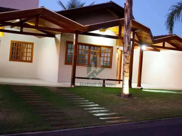 Casa / Sobrado em Condomínio para Locação em Estiva Gerbi/SP Condomínio Palm Park 3 Quartos