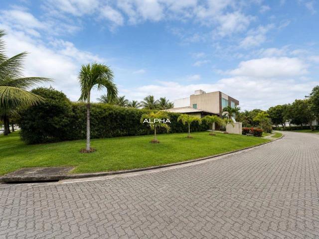 Casa / Sobrado em Condomínio para Locação em Eusébio/CE Cararu 4 Quartos