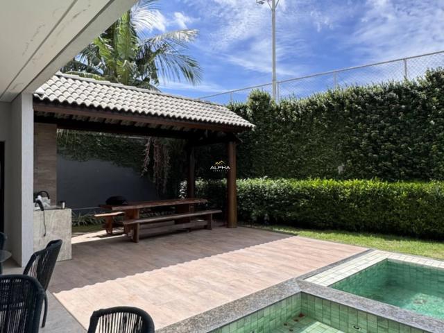 Casa / Sobrado em Condomínio para Locação em Eusébio/CE Cararu 5 Quartos