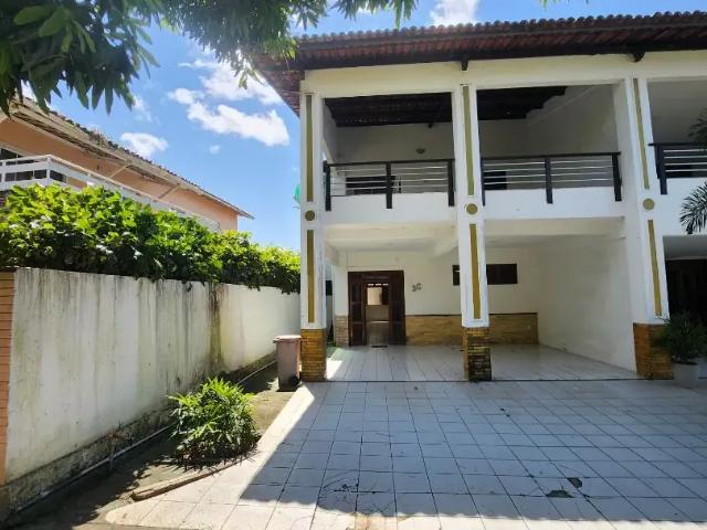 Casa / Sobrado em Condomínio para Locação em Eusébio/CE Centro 3 Quartos