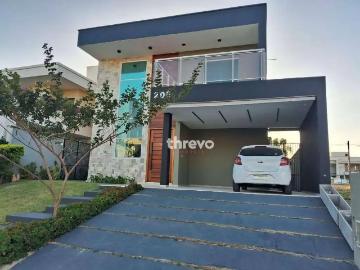 Casa / Sobrado em Condomínio para Locação em Eusébio/CE Cidade Alpha 3 Quartos