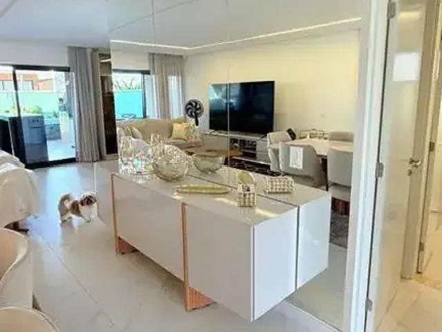 Casa / Sobrado em Condomínio para Locação em Eusébio/CE Cidade Alpha 4 Quartos
