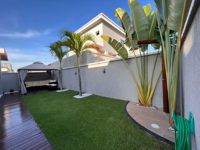 Casa / Sobrado em Condomínio para Locação em Eusébio/CE Urucunema 4 Quartos