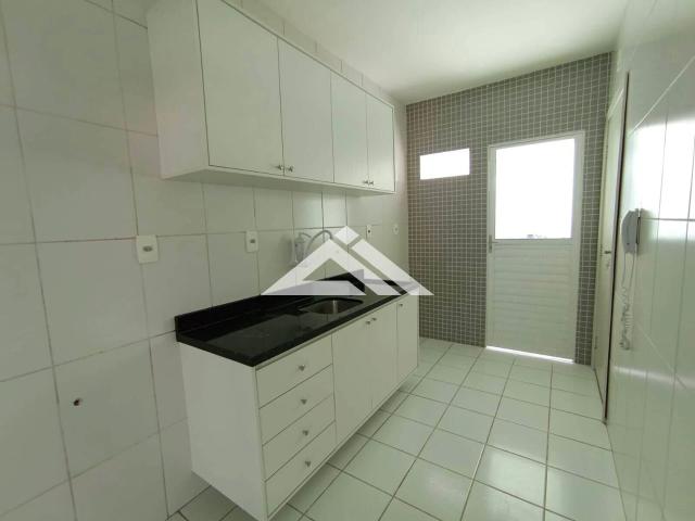 Casa / Sobrado em Condomínio para Locação em Feira de Santana/BA Sim 3 Quartos
