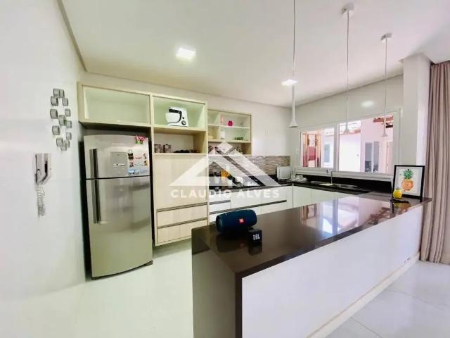 Casa / Sobrado em Condomínio para Locação em Feira de Santana/BA Sim 3 Quartos