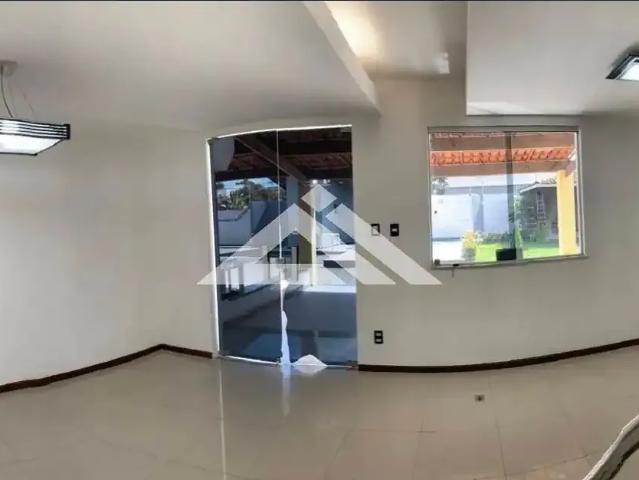 Casa / Sobrado em Condomínio para Locação em Feira de Santana/BA Queimadinha 4 Quartos