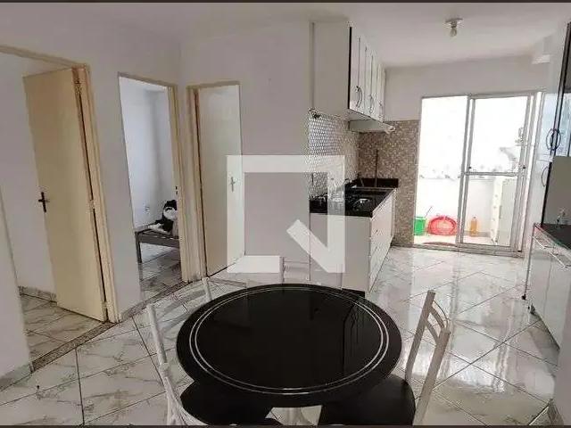 Casa / Sobrado em Condomínio para Locação em Ferraz de Vasconcelos/SP Vila São Paulo 2 Quartos