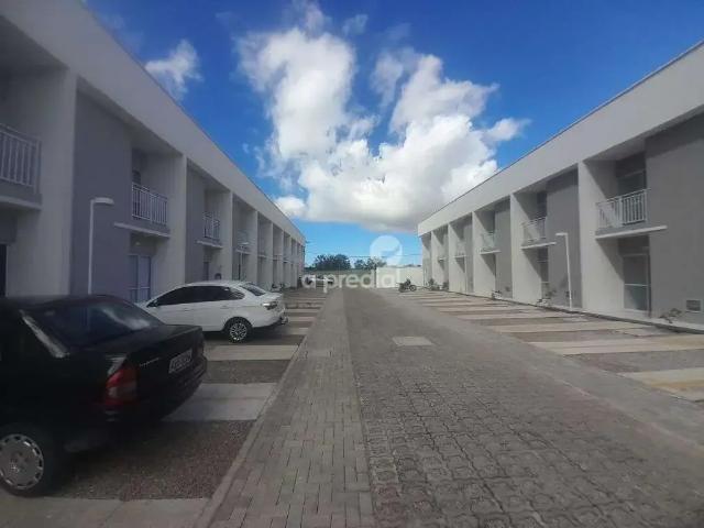 Casa / Sobrado em Condomínio para Locação em Fortaleza/CE Prefeito José Walter 3 Quartos