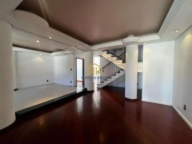 Casa / Sobrado em Condomínio para Locação em Florianópolis/SC Córrego Grande 7 Quartos