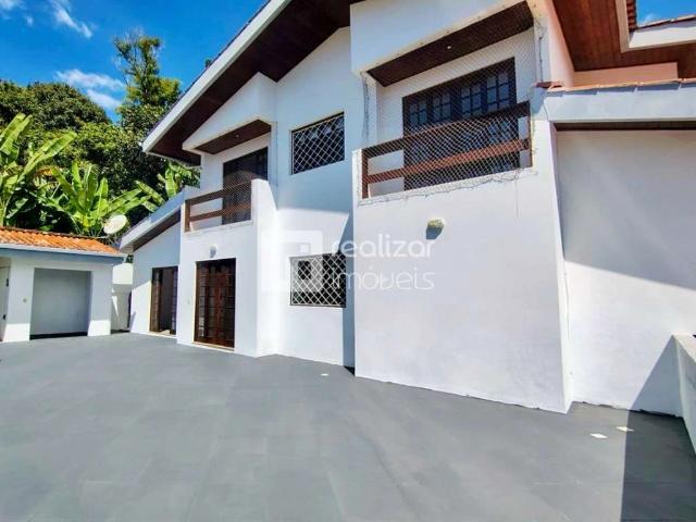 Casa / Sobrado em Condomínio para Locação em Florianópolis/SC Córrego Grande 5 Quartos
