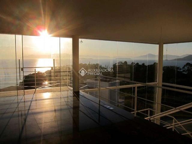 Casa / Sobrado em Condomínio para Locação em Florianópolis/SC Cacupé 3 Quartos