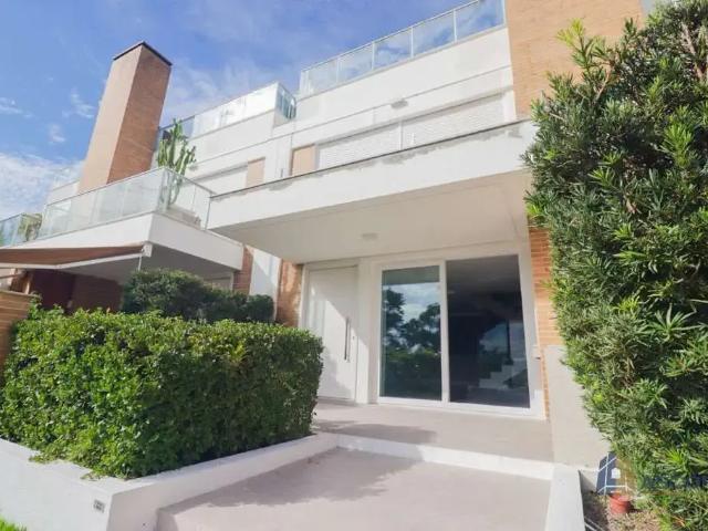 Casa / Sobrado em Condomínio para Locação em Florianópolis/SC Cacupé 4 Quartos