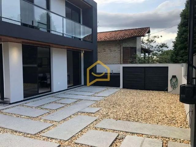 Casa / Sobrado em Condomínio para Locação em Florianópolis/SC Campeche 3 Quartos