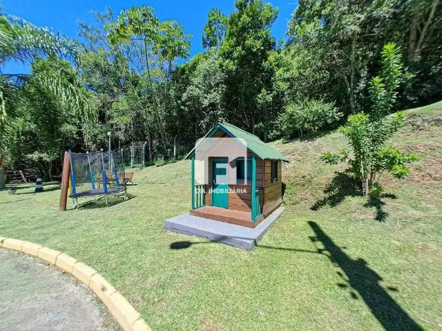Casa / Sobrado em Condomínio para Locação em Florianópolis/SC Itacorubi 4 Quartos