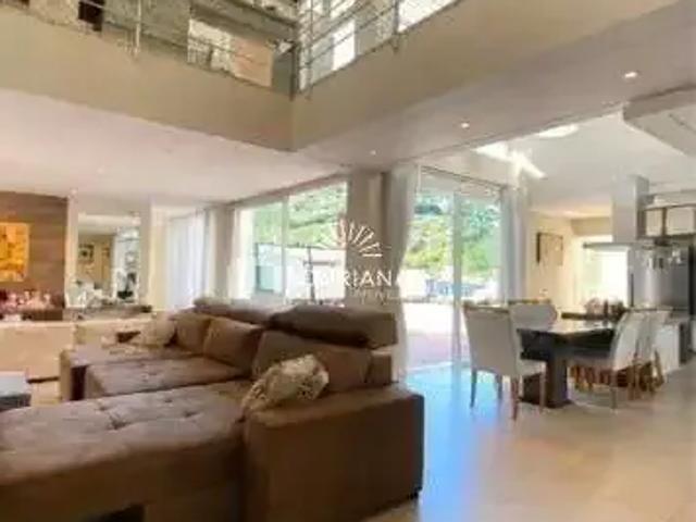 Casa / Sobrado em Condomínio para Locação em Florianópolis/SC Itacorubi 4 Quartos