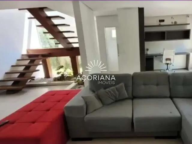 Casa / Sobrado em Condomínio para Locação em Florianópolis/SC Itacorubi 4 Quartos