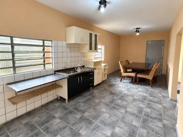 Casa / Sobrado em Condomínio para Locação em Florianópolis/SC Itacorubi 4 Quartos