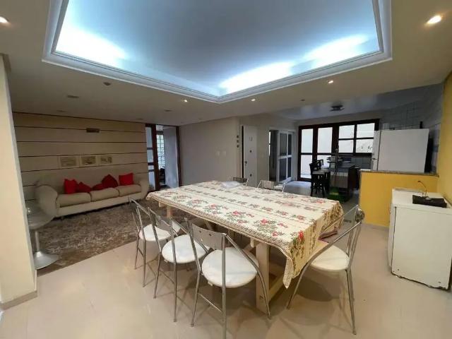 Casa / Sobrado em Condomínio para Locação em Florianópolis/SC João Paulo 5 Quartos