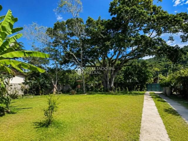 Casa / Sobrado em Condomínio para Locação em Florianópolis/SC Lagoa da Conceição 2 Quartos