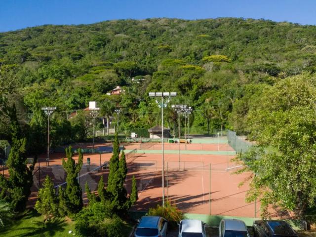 Casa / Sobrado em Condomínio para Locação em Florianópolis/SC Lagoa da Conceição 2 Quartos
