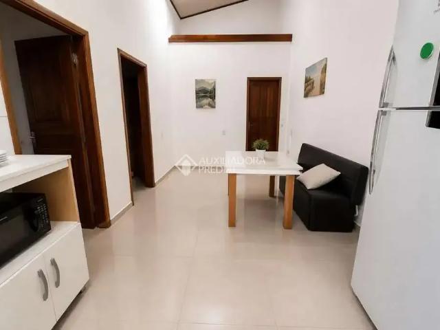 Casa / Sobrado em Condomínio para Locação em Florianópolis/SC Lagoa da Conceição 2 Quartos