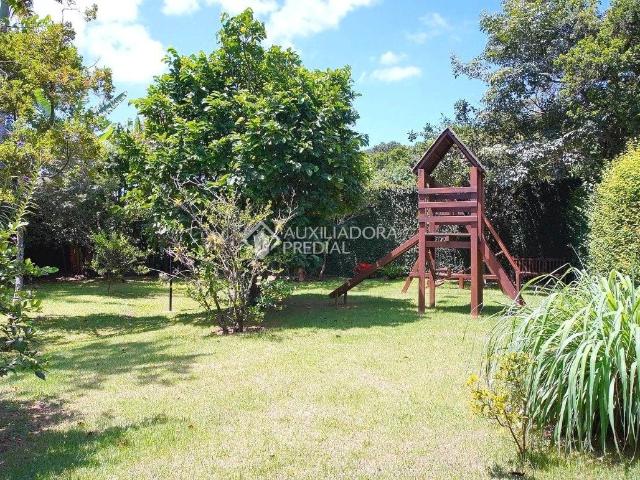 Casa / Sobrado em Condomínio para Locação em Florianópolis/SC Lagoa da Conceição 4 Quartos
