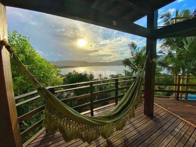 Casa / Sobrado em Condomínio para Locação em Florianópolis/SC Lagoa da Conceição 4 Quartos